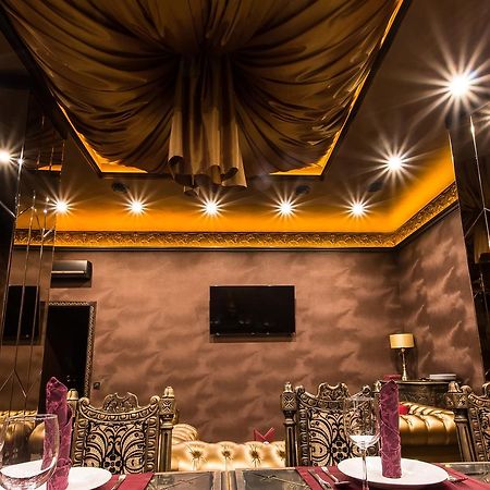India Palace Hotel Harkiv Dış mekan fotoğraf