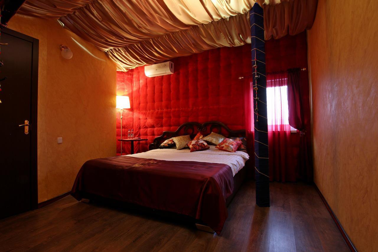 India Palace Hotel Harkiv Dış mekan fotoğraf