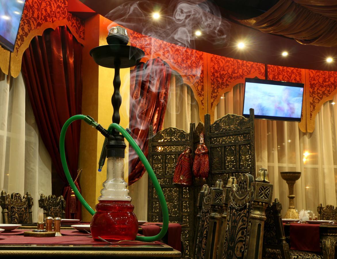 India Palace Hotel Harkiv Dış mekan fotoğraf