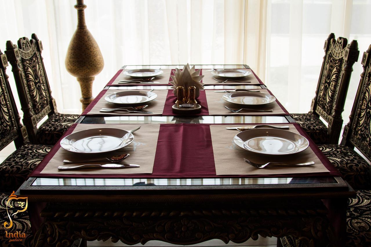 India Palace Hotel Harkiv Dış mekan fotoğraf
