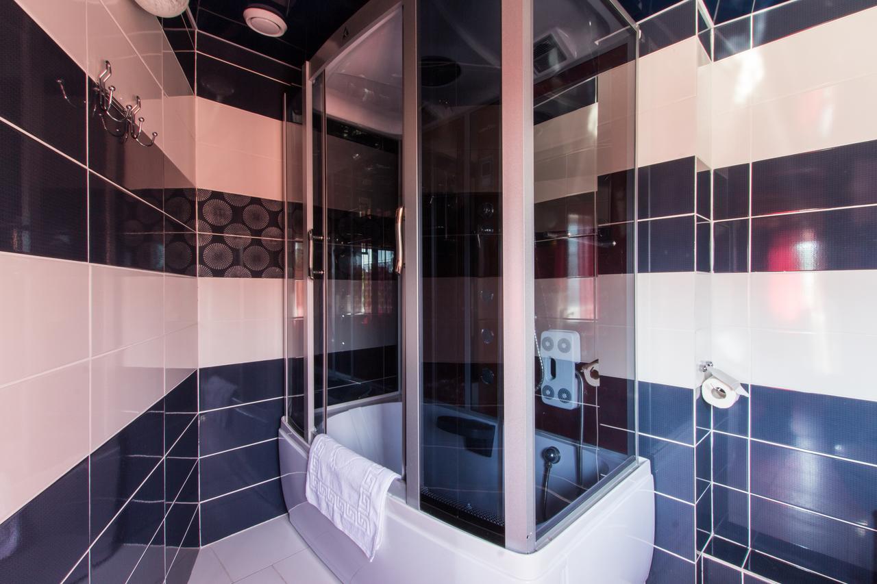 India Palace Hotel Harkiv Dış mekan fotoğraf