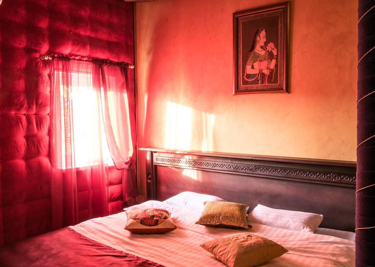 India Palace Hotel Harkiv Dış mekan fotoğraf