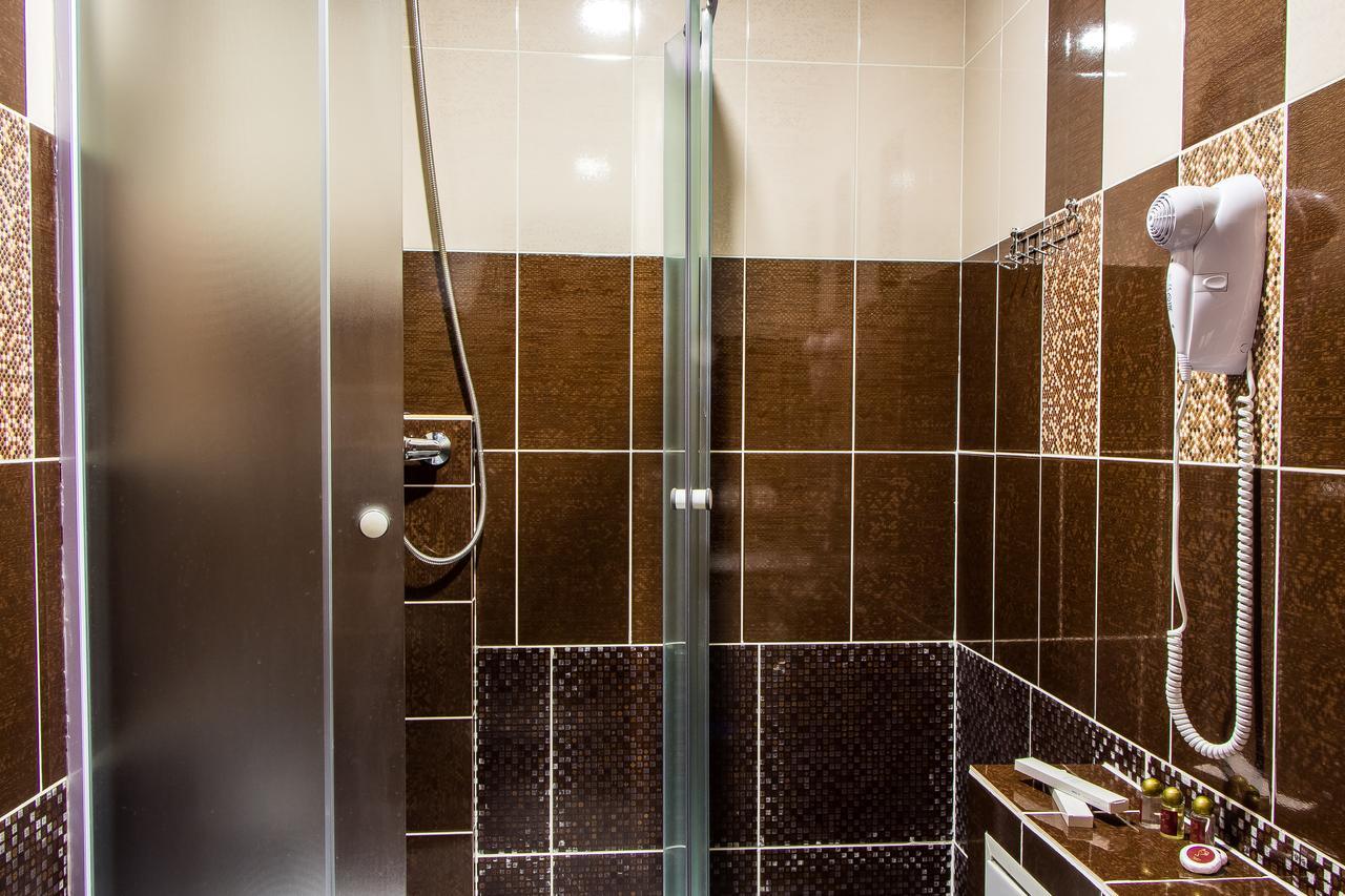 India Palace Hotel Harkiv Dış mekan fotoğraf